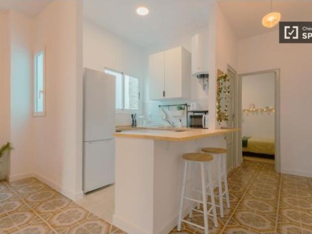 Piso de 3 habitaciones en alquiler en Russafa, Valencia, perfecto para profesionales o familias
