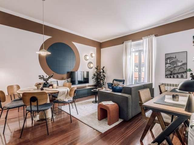 Piso de 3 habitaciones en alquiler en Recoletos, Madrid