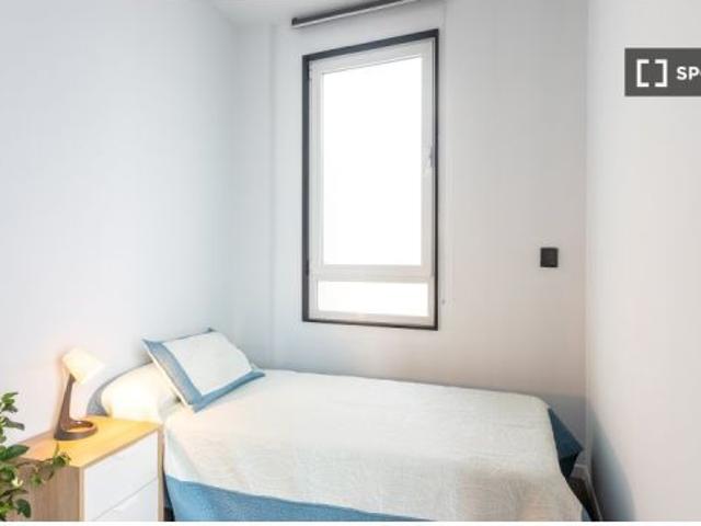 Piso de 3 habitaciones en alquiler en Sant Francesc