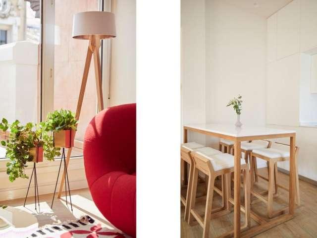 Piso de 3 habitaciones en alquiler en Sol, Madrid