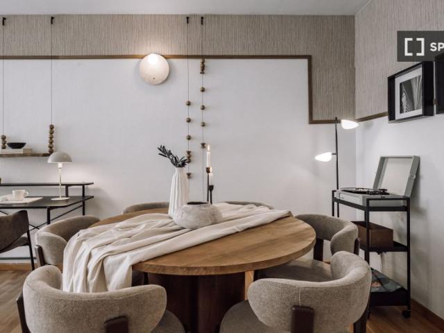 Piso de 3 habitaciones en alquiler en Vallehermoso, Madrid