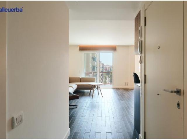 PISO DE 3 HABITACIONES EN CALLE NICARAGUA DE BARCELONA