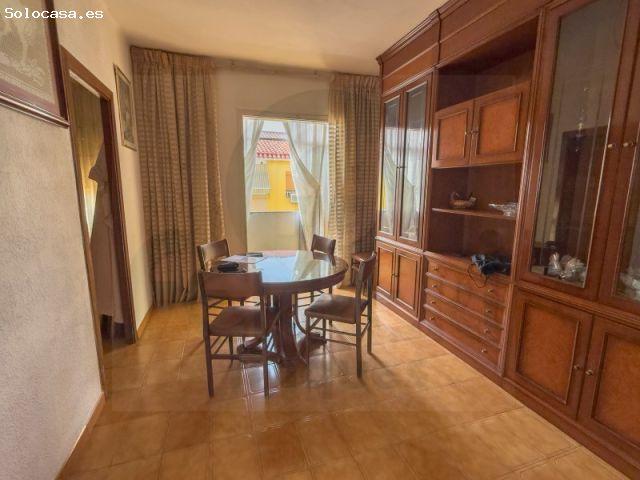 Piso de 3 habitaciones en la Av. Salvador Allende, zona La Gavarra Cornellà de