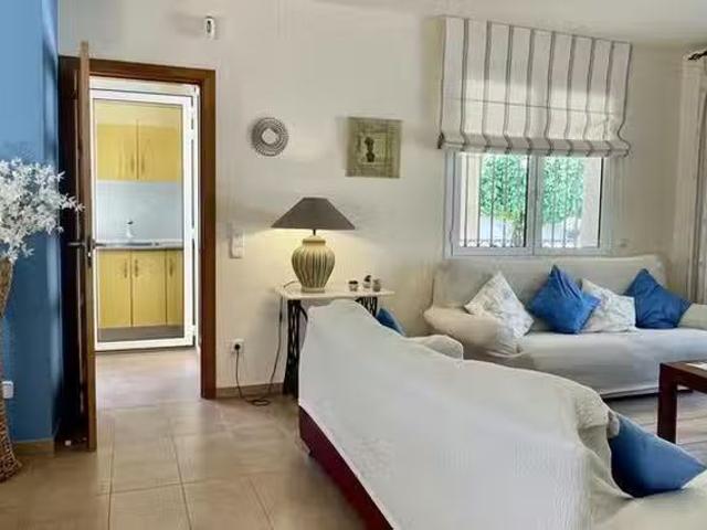 Piso de 3 habitaciones en Pineda Pals