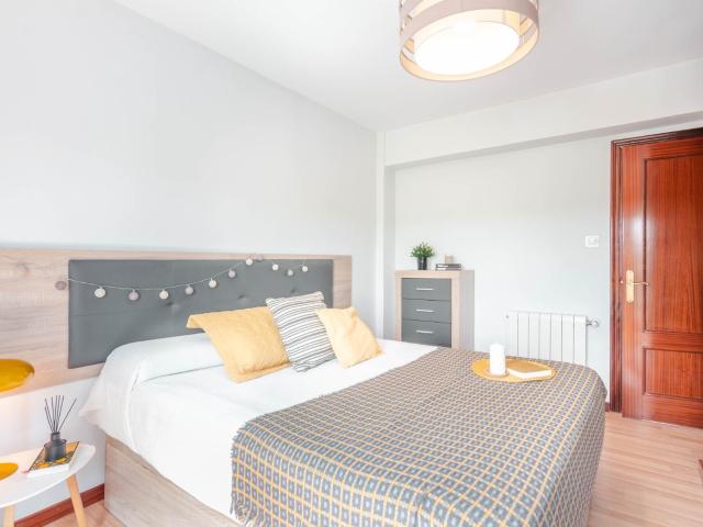 PISO DE 3HABITACIONES EN EL CENTRO DE NOREÑA
