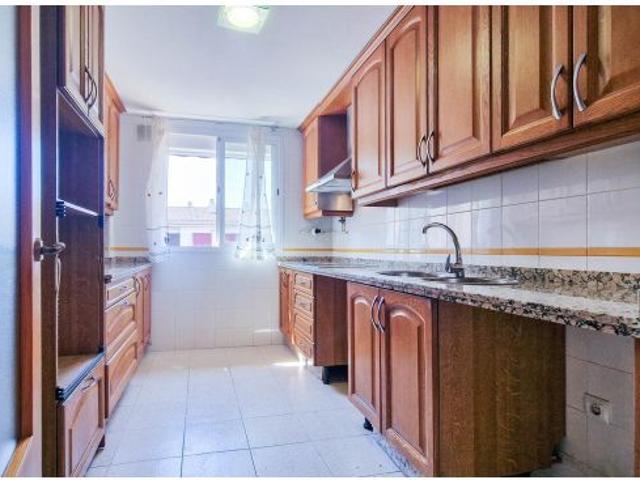 PISO DE 4 DORMITORIOS CON GARAJE Y TRASTERO JUNTO AL PARQUE DE SAN FERNANDO