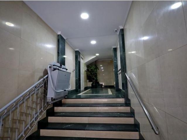 Piso de 4 dormitorios en Avenida Isabel Manoja. Excelente ubicación. Amplio