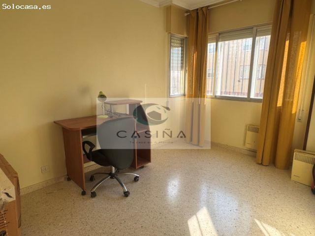 PISO DE 4 DORMITORIOS EN EL CENTRO DE BARREIROS