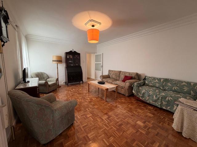 PISO DE 4 DORMITORIOS EN FINCA SEÑORIAL – ALTO DE EXTREMADURA