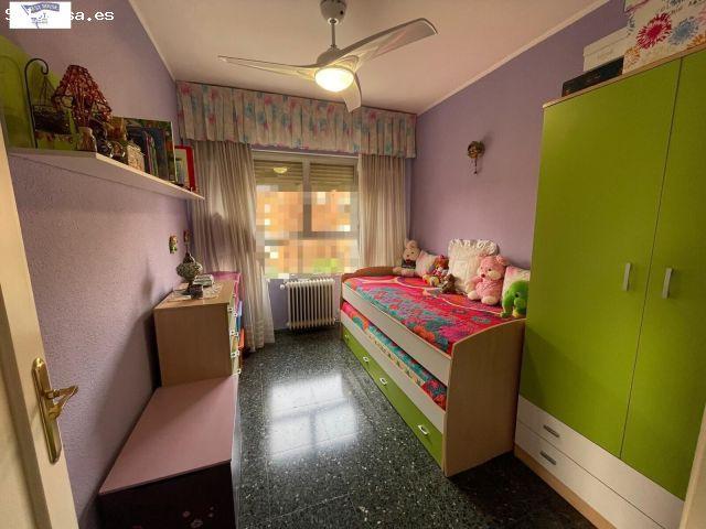 PISO DE 4 DORMITORIOS Y DOS BAÑOS CON GARAJE Y TRASTERO