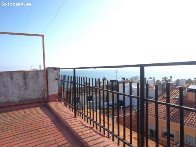Piso de 4 habitaciones a 100 metros de la playa