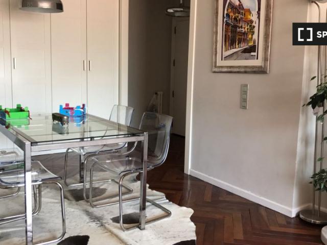 Piso de 4 habitaciones en alquiler en Abando, Bilbao