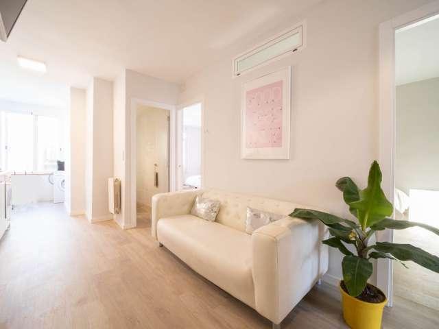 Piso de 4 habitaciones en alquiler en Berruguete, Madrid