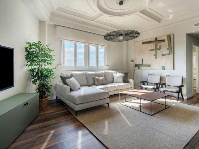 Piso de 4 habitaciones en alquiler en El Pilar, Valencia