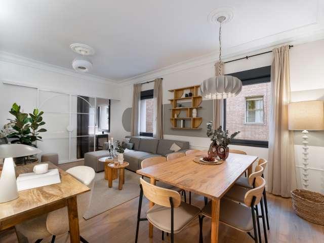 Piso de 4 habitaciones en alquiler en Pacífico, Madrid