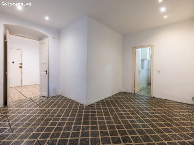 Piso de 4 habitaciones en el centro de Figueres