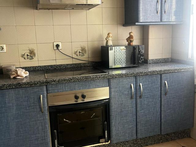 Piso de 4 habitaciones en El Higuerón, Córdoba 120.000 €