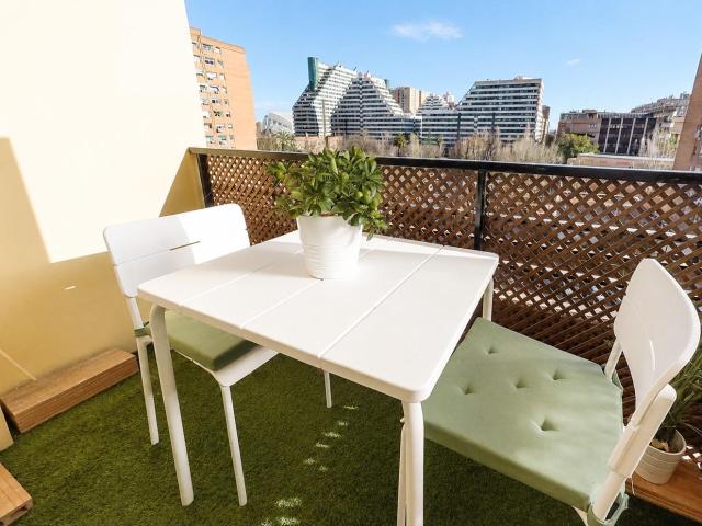 Piso de 4 habitaciones junto a la Ciudad de las Artes y las Ciencias