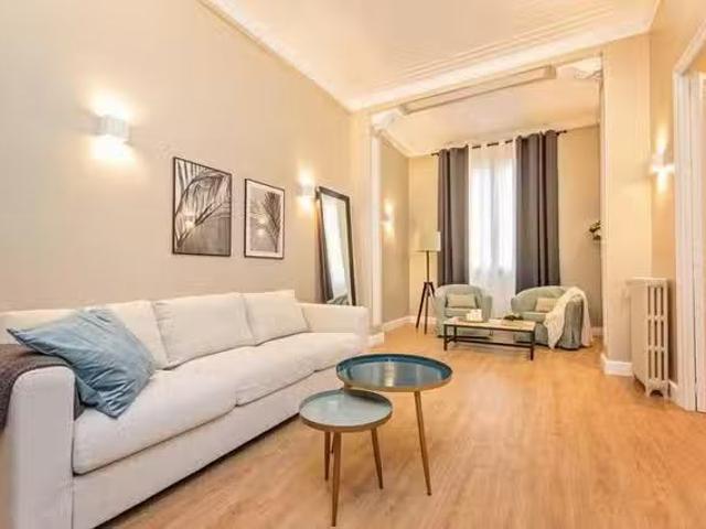 Piso de 5 habitaciones en Barcelona