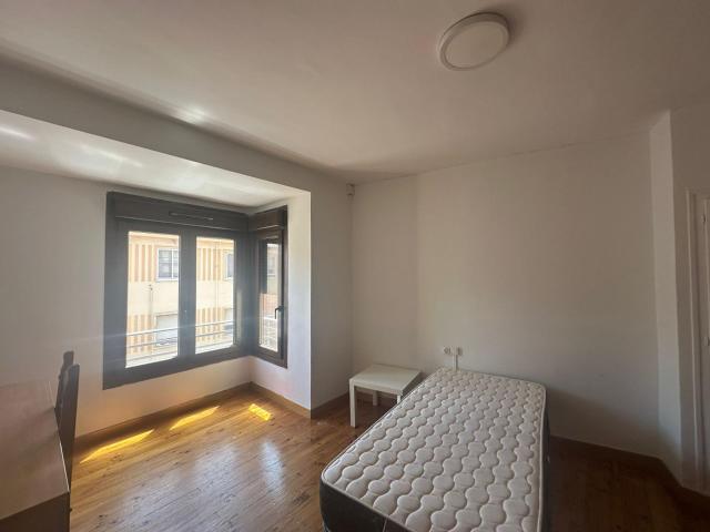 PISO DE 5 HABITACIONES EN EL EJIDO LEON