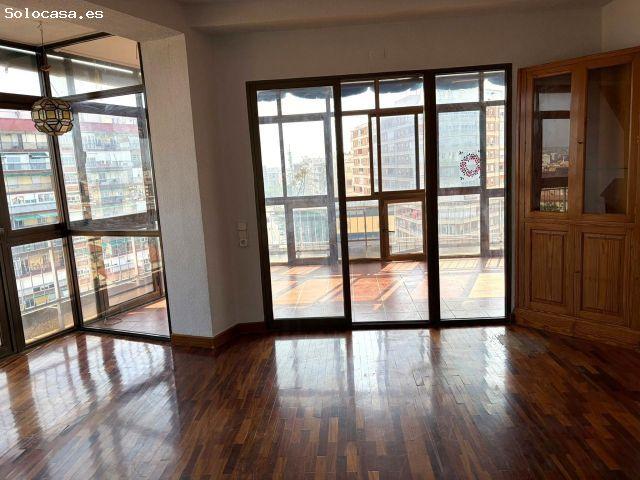 Piso de 5 habitaciones y 2 baños en Murcia centro