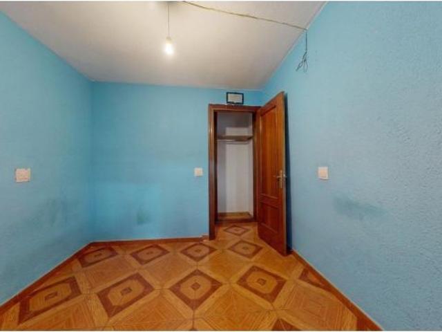 PISO DE 85 METROS CUADRADOS DE 2 DORMITORIOS CON ASCENSOR