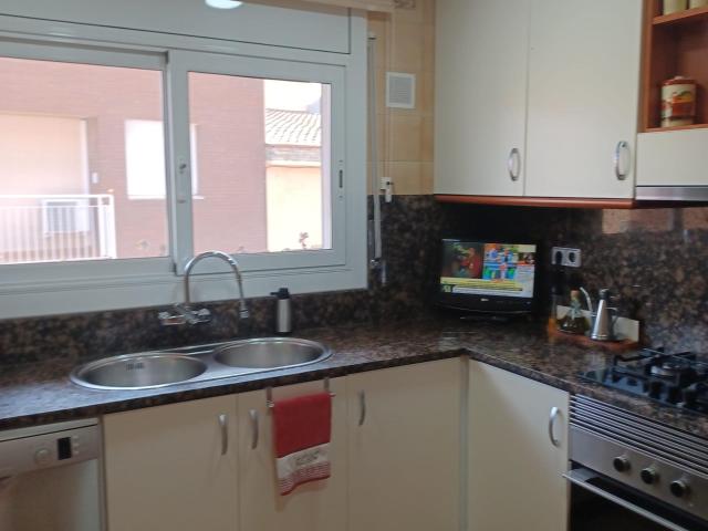 Piso de 98 m2 en Viladecavalls 4 habitaciones, terraza con barbacoa y balcón