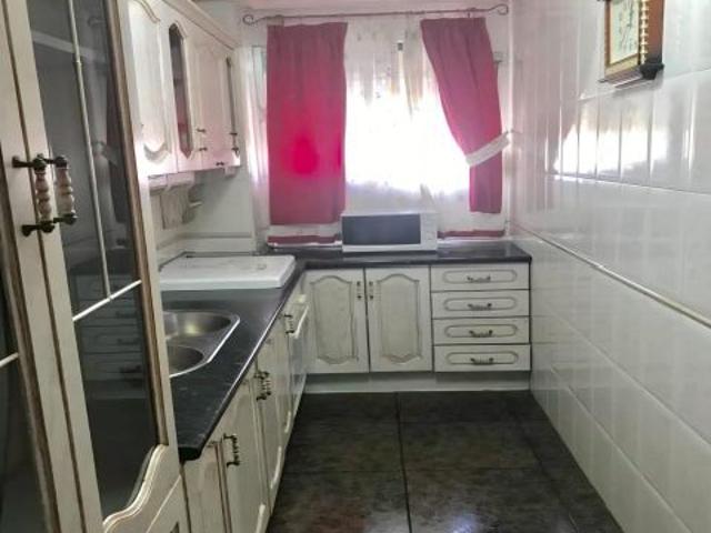 Piso disponible para estudiantes en zona universitaria