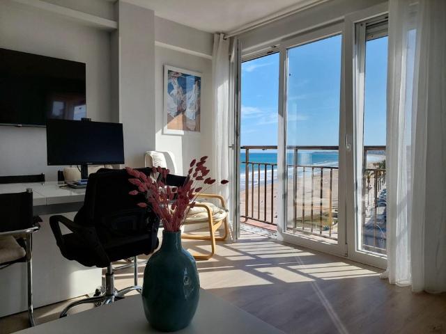 Piso exclusivo de 66 m2 en alquiler en Campello, España
