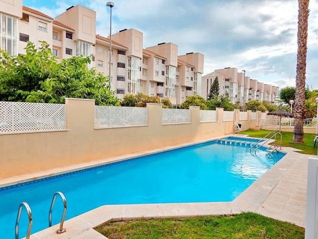 Piso exclusivo de 70 m2 en alquiler en Alicante, Comunidad Valenciana