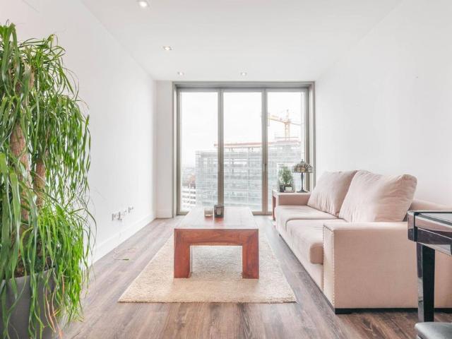 Piso exclusivo de 77 m2 en venta en Oviedo, España