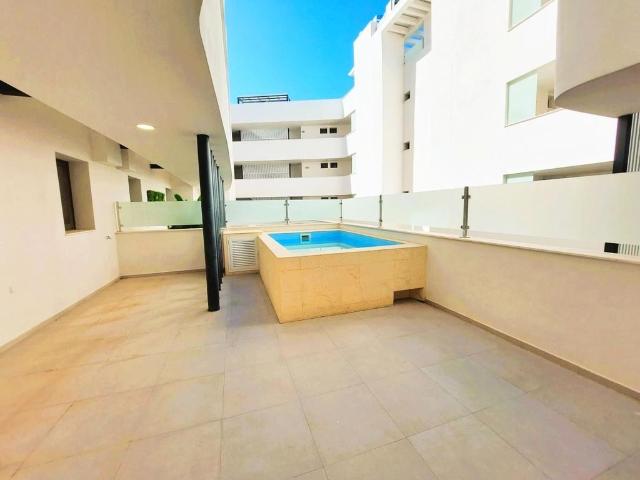 Piso exclusivo de 90 m2 en venta en Estepona, Andalucía