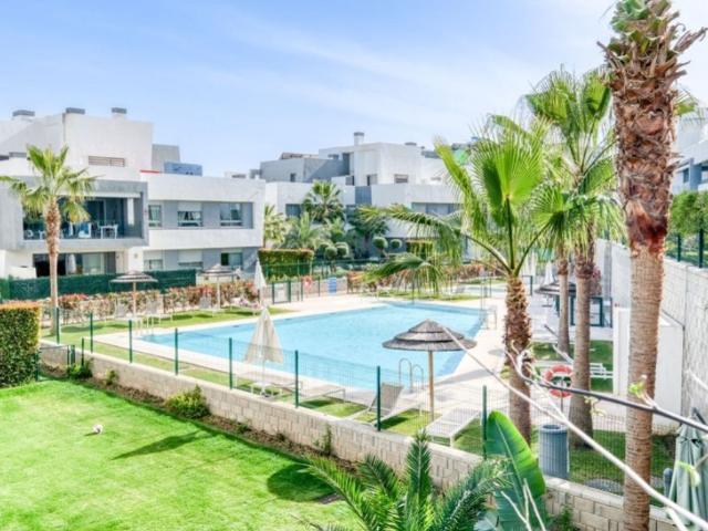 Piso exclusivo de 94 m2 en venta en El Velerin, Estepona, Málaga, Andalucía