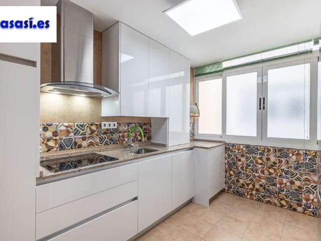 Piso exclusivo de 98 m2 en venta en Granada, España