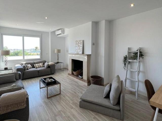 Piso exclusivo de 100 m2 en alquiler en San Pedro de Alcántara, Andalucía
