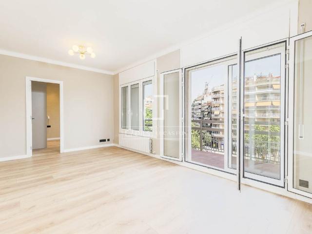 Piso exclusivo de 100 m2 en venta en Barcelona, España
