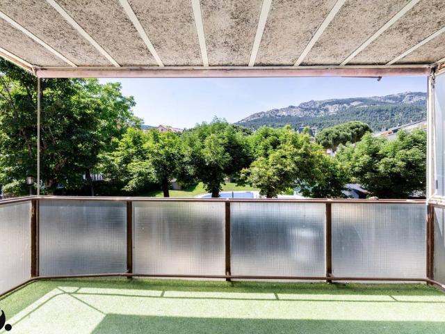 Piso exclusivo de 100 m2 en venta en San Lorenzo de El Escorial, España