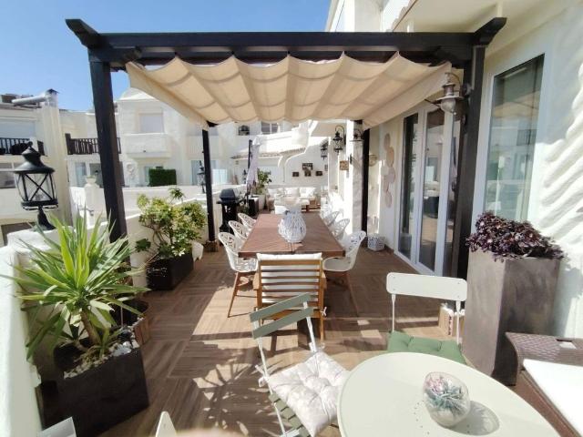 Piso exclusivo de 101 m2 en venta en Benalmádena, España