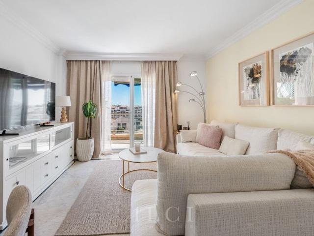 Piso exclusivo de 105 m2 en venta en Marbella, España