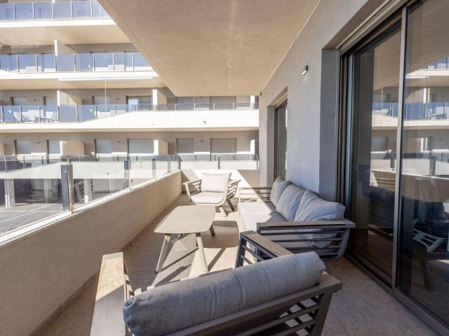 Piso exclusivo de 106 m2 en venta en Santa Pola, España