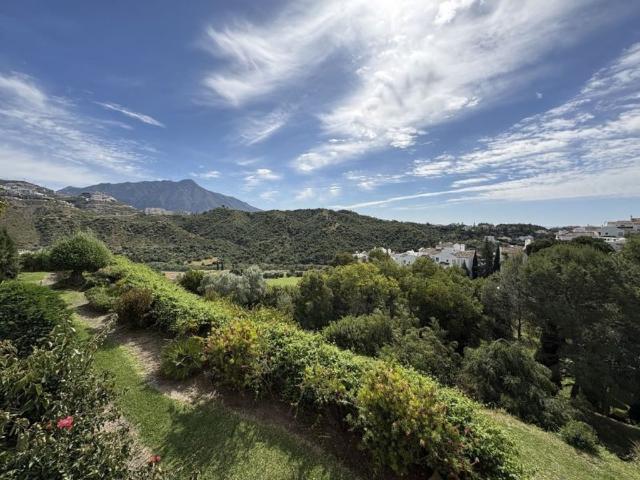 Piso exclusivo de 109 m2 en venta en Benahavís, Andalucía