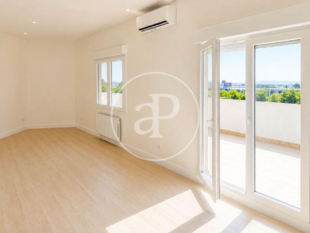Piso exclusivo de 112 m2 en venta en Barajas de Madrid, Ciudad Lineal, Comunidad de Madrid