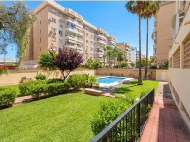 Piso de alto standing de 128 m2 en venta en Málaga, España