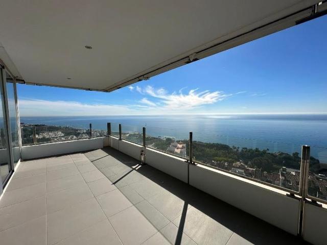 Piso exclusivo de 117 m2 en alquiler en Urbanización Marbella Este, España