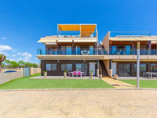 Piso exclusivo de 120 m2 en venta en Pilar de la Horadada, Comunidad Valenciana
