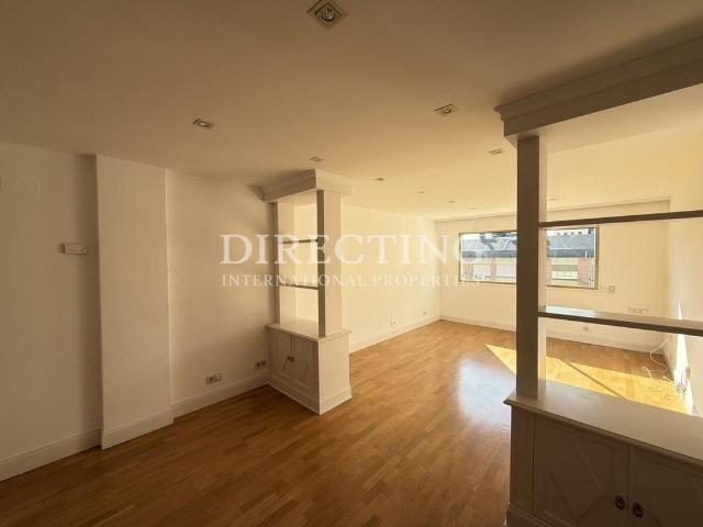 Piso de alto standing de 122 m2 en alquiler en Madrid, Comunidad de Madrid