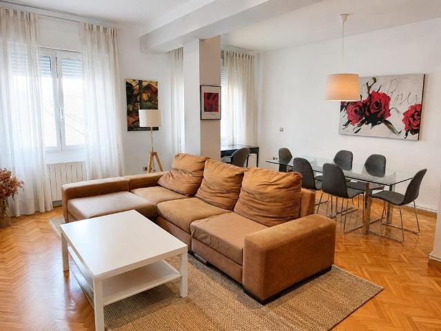 Piso exclusivo de 140 m2 en alquiler en Valencia, Comunidad Valenciana