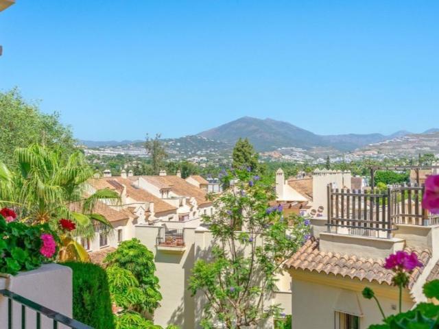 Piso exclusivo de 140 m2 en venta en Nueva Andalucia centro, Marbella, Málaga, Andalucía