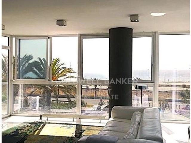 Piso de alto standing de 144 m2 en venta en Barcelona, Cataluña