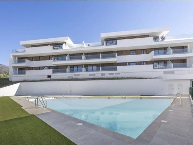 Piso exclusivo de 146 m2 en venta en Zona Calvario, Estepona, Andalucía